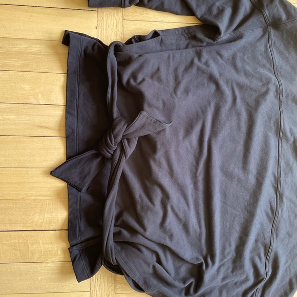 Lululemon Sweatshirt black - Picture 6 of 6